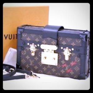 Pettite Malle Clutch